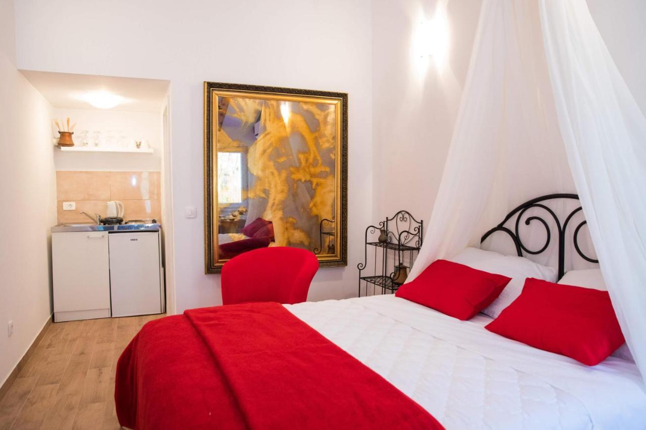 Mara Apartment *